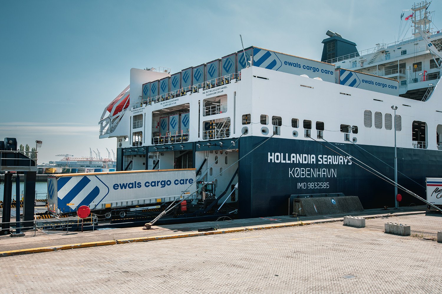 Ewals Cargo Care 2025 - 2 Fähren